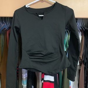 black activewear top
